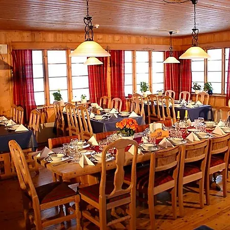 Rondane Mountain Lodge, Smuksjoseter מלון אוטה