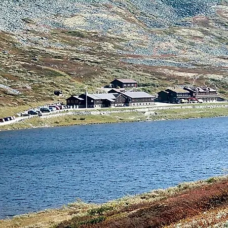 Smuksjoseter Fjellstue, Rondane Mountainlodge *